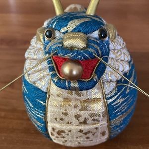 Vintage Japanese Kimekomi Blue and Gold Dragon